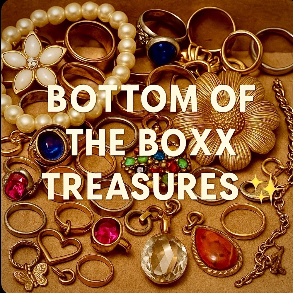✨ 1 LB BOTTOM OF THE BOX Jewelry Lot~ Brooches• Rings• Pendants• TREASURE HUNT ✨